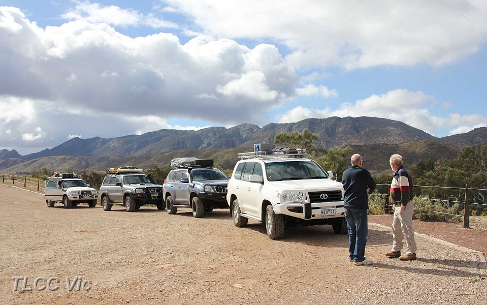 01-Convoy at Brachina Gorge.JPG